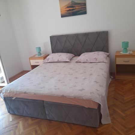 Ferienwohnung Dubravka Dinjiška Exterior foto