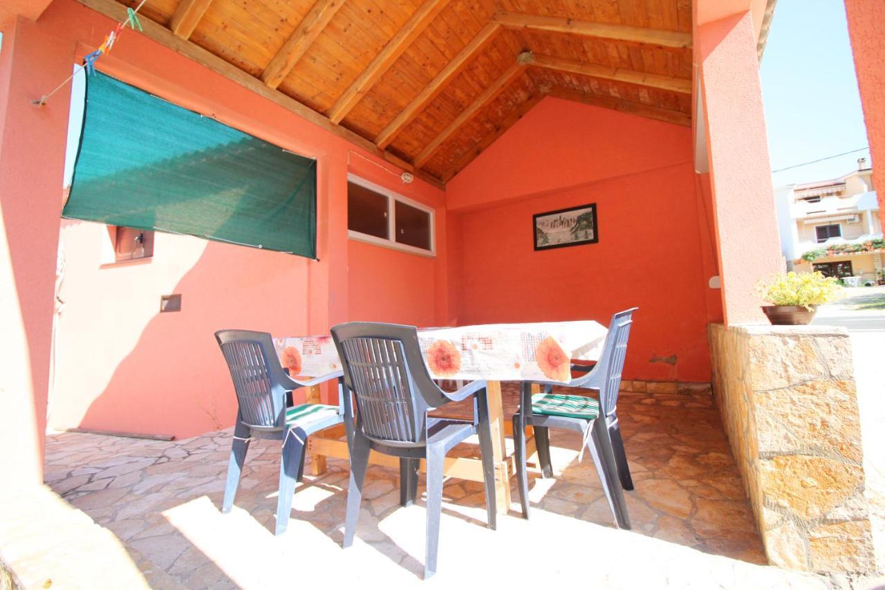 Ferienwohnung Dubravka Dinjiška Exterior foto