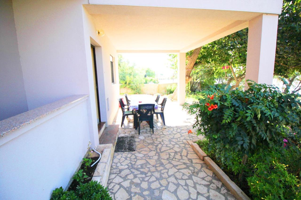 Ferienwohnung Dubravka Dinjiška Exterior foto