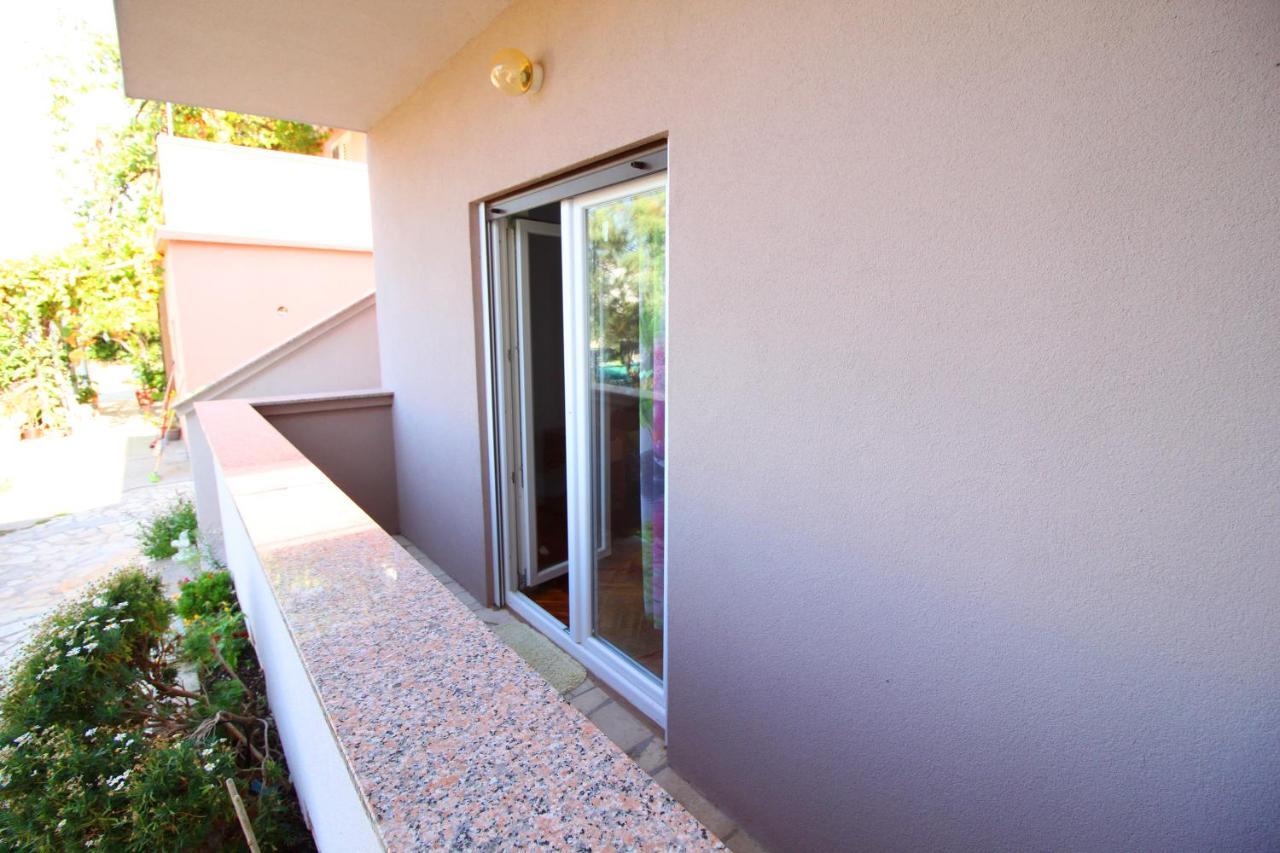Ferienwohnung Dubravka Dinjiška Exterior foto